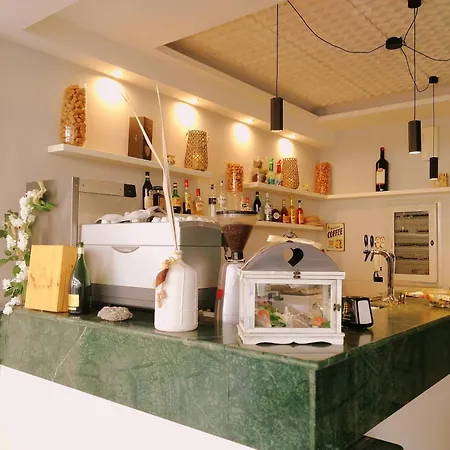 Ξενοδοχείο Atmosfere 3*